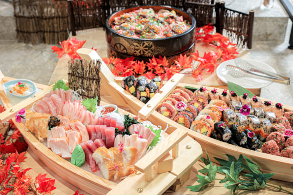 台南美食餐廳│食東西自助餐廳-日式散壽司及海鮮刺身